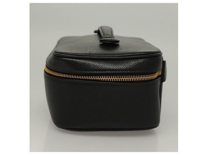 CHANEL COCO Marca Pochete Vanity Couro Caviar Preto Ouro CC Auth 134647 Dourado - vista 3