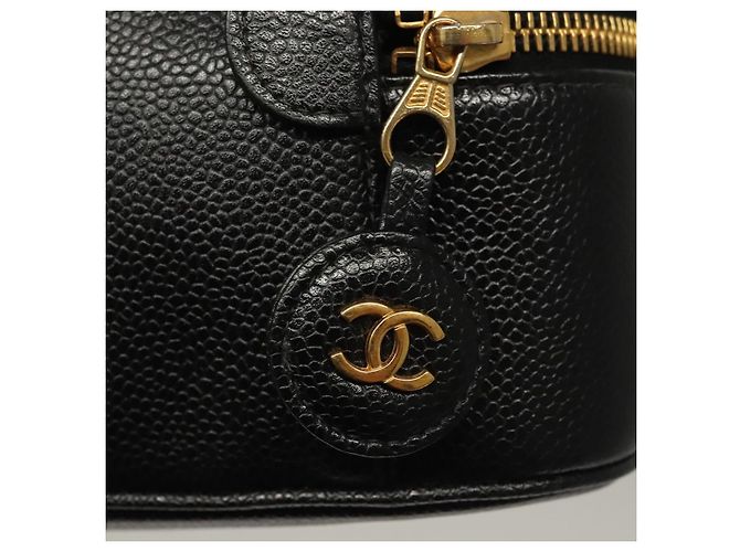 CHANEL COCO Marca Pochete Vanity Couro Caviar Preto Ouro CC Auth 134647 Dourado - vista 9