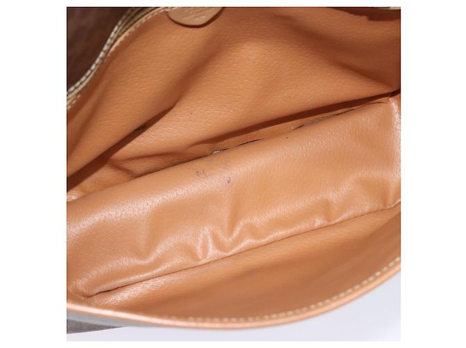 Céline Borsa a Spalla in Tela Macadam CELINE in Pelle PVC Marrone Oro Auth 134526 D'oro - vista 11