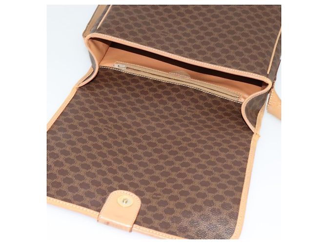 Céline Borsa a Spalla in Tela Macadam CELINE in Pelle PVC Marrone Oro Auth 134526 D'oro - vista 18