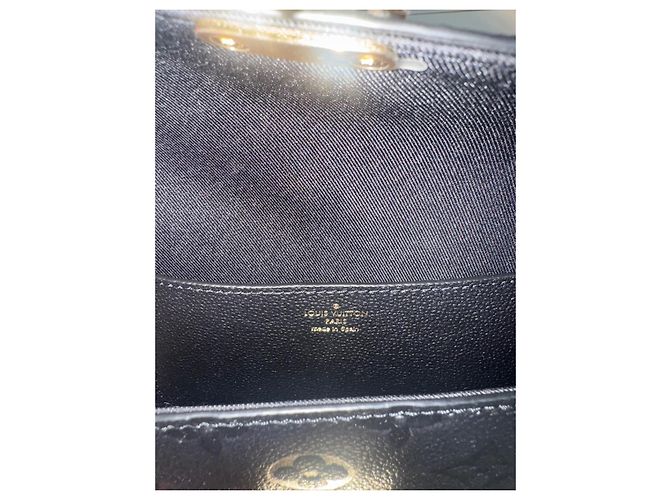Borsa Louis Vuitton in pelliccia dorata D'oro - vista 5