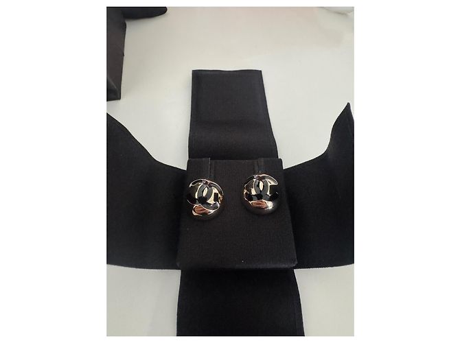 Chanel Ohrringe Metall Schwarz und Gold Golden - Ansicht 5