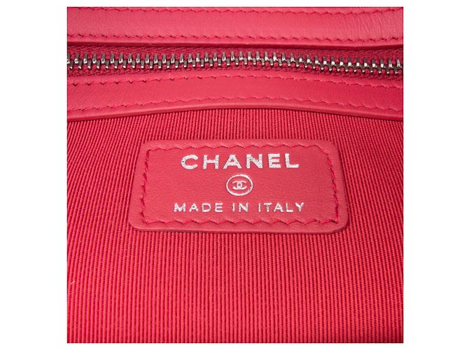 Chanel Nero Grande Clutch Gabrielle O in Pelle Invecchiata - vista 5