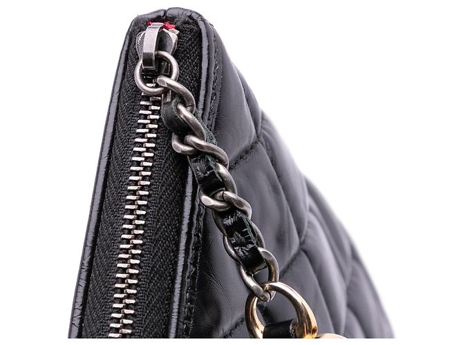 Chanel Nero Grande Clutch Gabrielle O in Pelle Invecchiata - vista 8