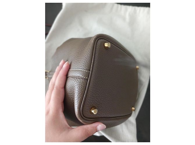 Hermès Picotin 18 Etoupe Oro Detalles Beige - vista 6