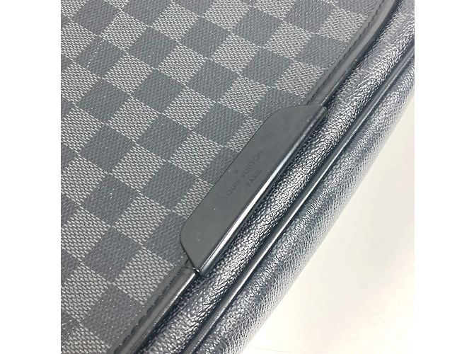 Borsa Daniel MM Damier Graphite Louis Vuitton Nero - vista 8