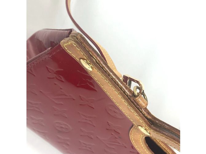 Borsa Roxbury Drive in Monogram Vernis di Louis Vuitton Rosso - vista 11