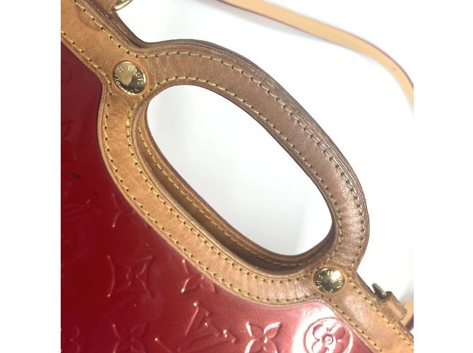 Borsa Roxbury Drive in Monogram Vernis di Louis Vuitton Rosso - vista 9