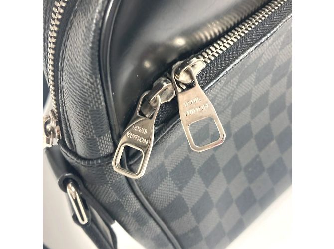 Borsa a tracolla Dayton PM Damier Graphite Louis Vuitton Nero - vista 8
