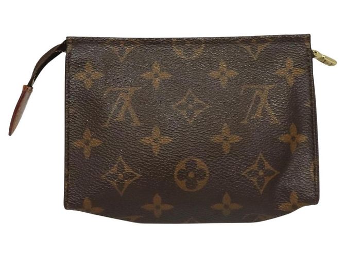 LOUIS VUITTON Neceser Posh Monogram 15 M47546 LV Auth 132845 Monograma - vista 2