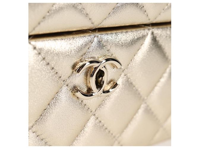 CHANEL Matelassé Schmuckkästchen Schmuckbox Lammleder Gold CC Auth 129974SM Golden - Ansicht 17