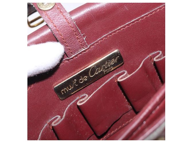 Cartier Borsa a spalla Must Line in pelle bordeaux e oro Auth gh394 D'oro Bordò - vista 11