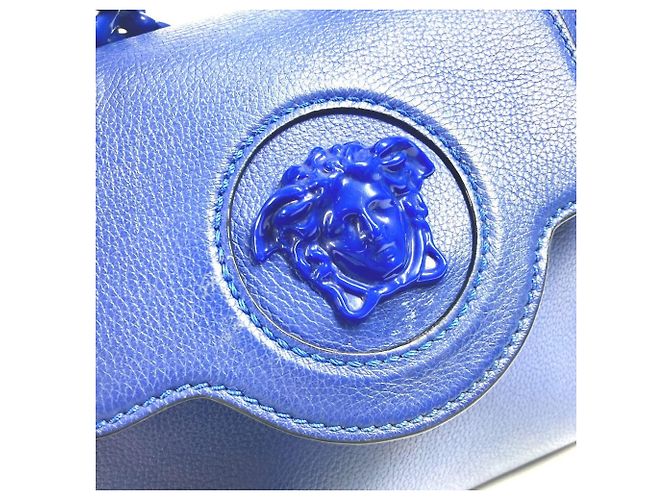 Borsa a spalla a catena reversibile con logo Medusa di Versace Blu - vista 9