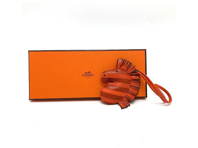 Charm per borsa Hermès Zebra ZZ Savannah Arancione - vista 10