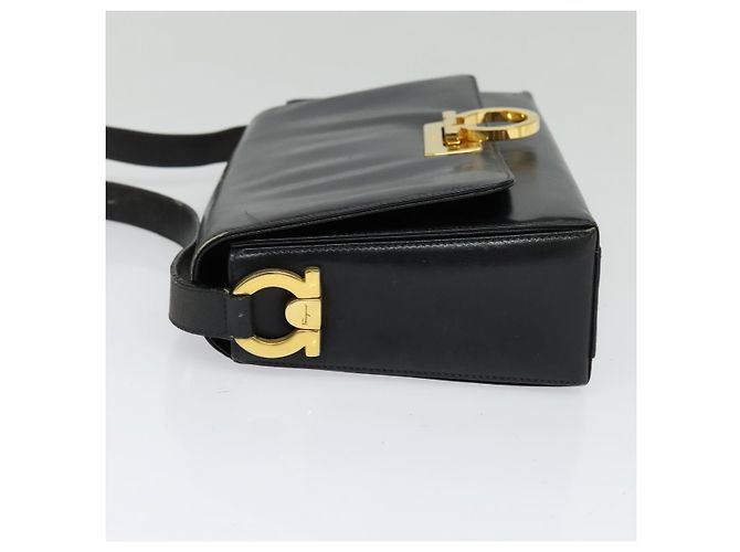 Borsa a Spalla Gancini in Pelle Nera e Oro Salvatore Ferragamo Auth 135489 Nero D'oro - vista 3