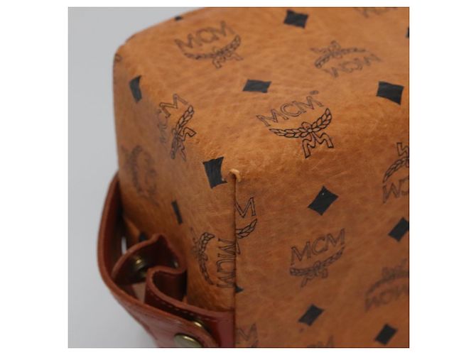 Pochette Vicetos in PVC Pelle MCM Logogram Marrone Oro Auth BA4160 D'oro - vista 8