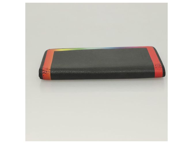 LOUIS VUITTON Cartera Larga Braza en Taiga Rainbow M30349 LV Auth 133008 Negro - vista 4