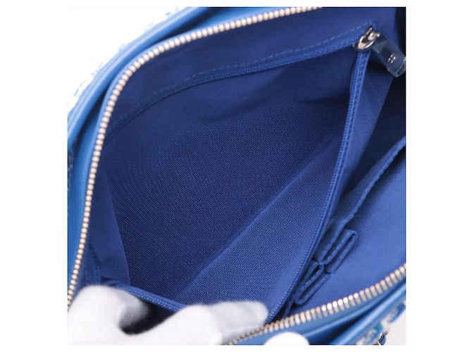Chanel Bolsa de ombro Gabrielle média em couro de cordeiro matelassé tweed azul - vista 10