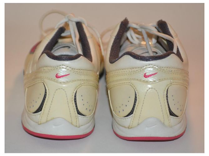 Nike Air Sneaker Damen Leder Weiß Elfenbein Größe 40 Aus weiß - Ansicht 3