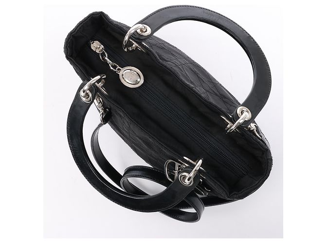 Borsa Lady Dior Cannage in nylon nero di Christian Dior - vista 20