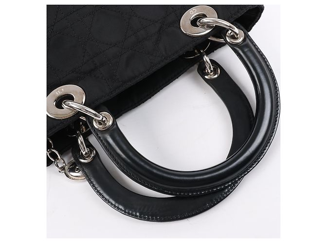 Borsa Lady Dior Cannage in nylon nero di Christian Dior - vista 9