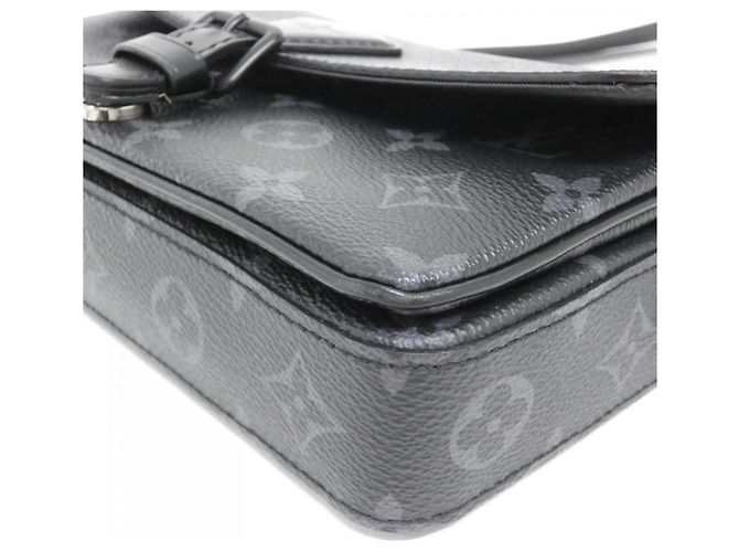 Portafoglio indossabile Montsouris Monogram Eclipse di Louis Vuitton Nero - vista 3