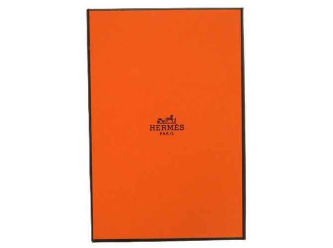 Monedero de piel de cabra rosa Levain Quatre de Hermès - vista 9