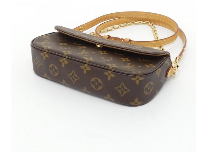 Louis Vuitton Monogram Wallet on Chain Ivy Schultertasche Braun - Ansicht 3