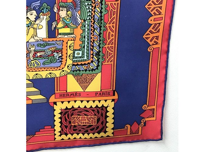 Bufanda de Seda Carré 90 Astres et Soleils de Hermès Roja Azul Multicolor - vista 10