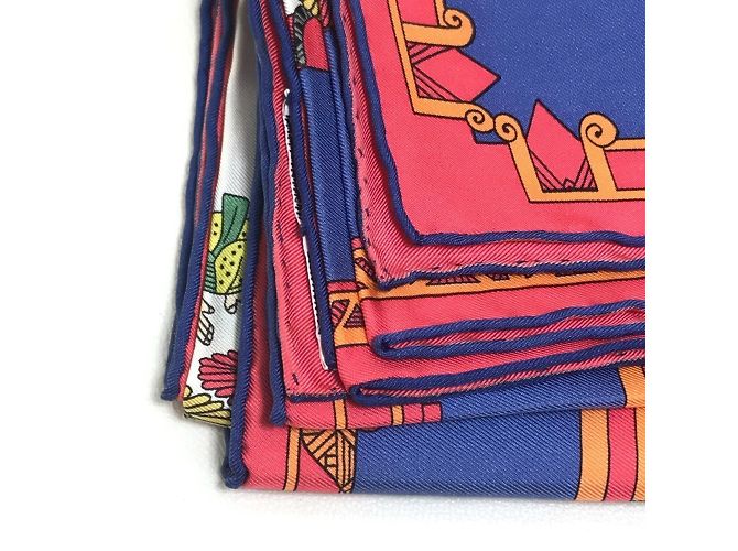 Bufanda de Seda Carré 90 Astres et Soleils de Hermès Roja Azul Multicolor - vista 8