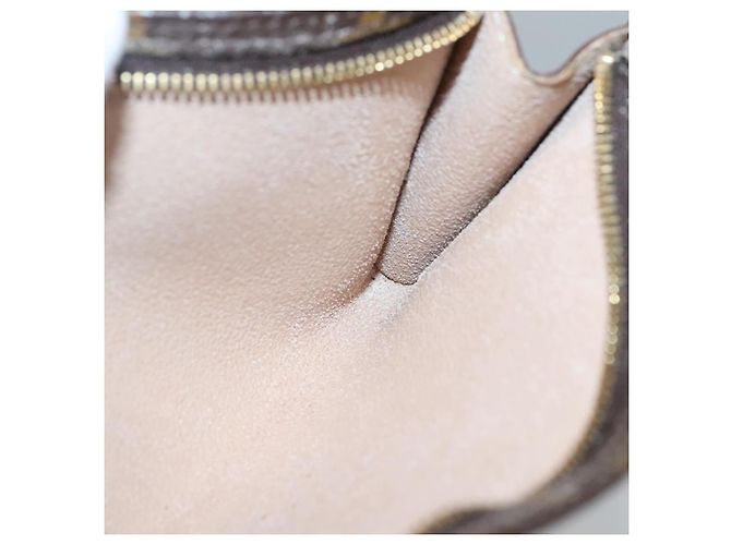 Bucket LOUIS VUITTON Monogramma Secchiello GM Pochette Accessorio LV Auth th6236 - vista 17