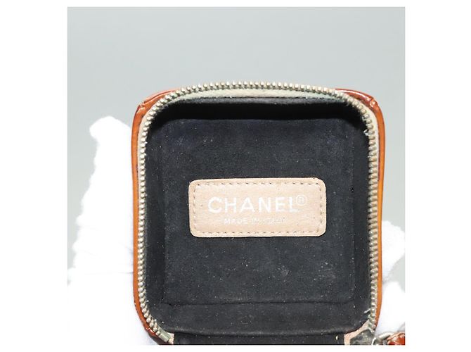 POCHETTE CUBE CHANEL CHOCO BAR Pelle verniciata Marrone Argento CC Auth mr1474 - vista 10