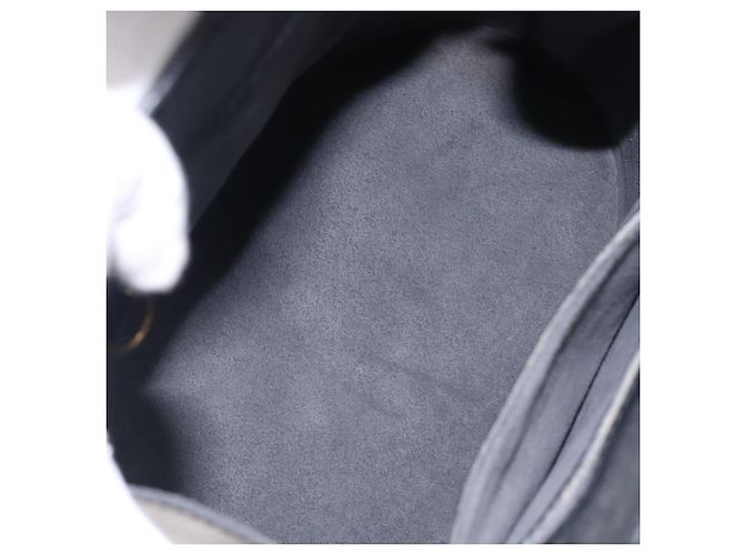 LOUIS VUITTON Bolsa de Ombro Epi Cluny Preta M52252 LV Auth gh354 Preto - vista 11