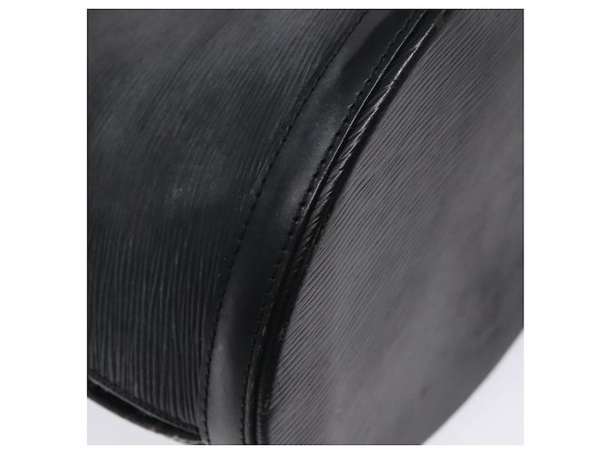LOUIS VUITTON Bolsa de Ombro Epi Cluny Preta M52252 LV Auth gh354 Preto - vista 16