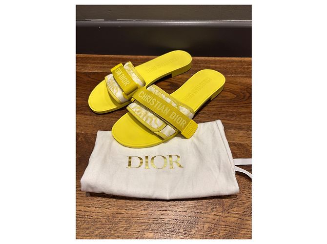 Sandali Dior Revolution Gialli in Tessuto e Gomma Giallo - vista 6