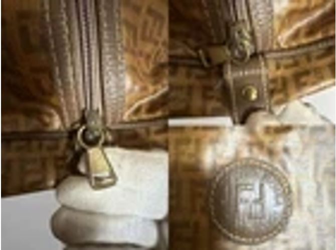 Borsa Boston Fendi Zucchino Canvas e pelle verniciata oro - vista 13
