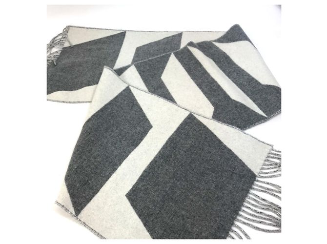 Hermès Sciarpa in cashmere bicolore con frange ottiche HERMES Kazak Marrone Bianco - vista 4
