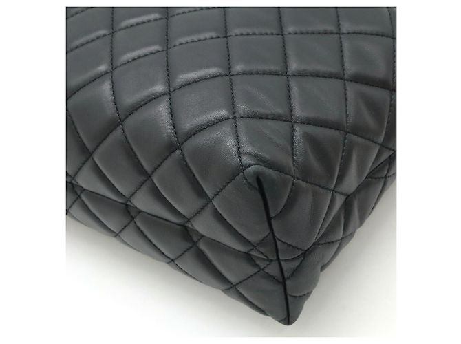 2.55 Borsa Tote Chanel Matelassé Coco Mark Nero - vista 3