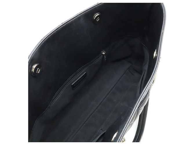 2.55 Borsa Tote Chanel Matelassé Coco Mark Nero - vista 6