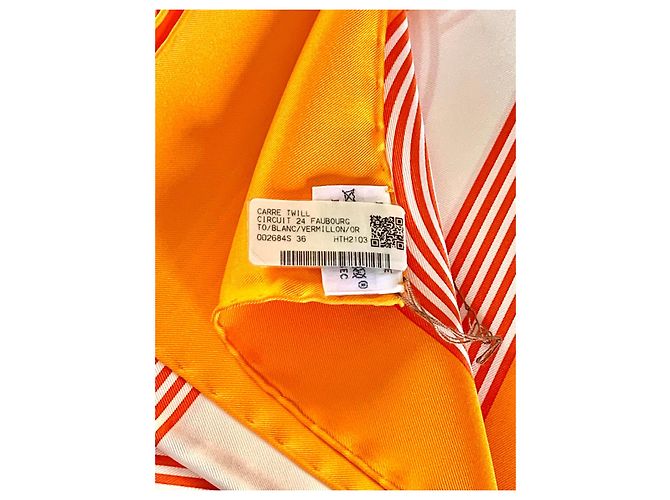 Foulard Hermès Circuit 24 in seta arancione 90x90cm - vista 2