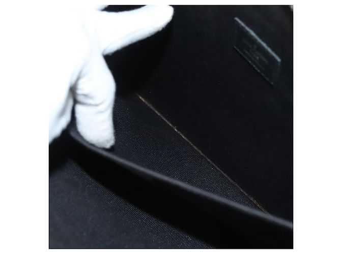 LOUIS VUITTON Epi Pochette Jules GM Borsa Clutch Nero Bianco M63295 LV Auth 133695 - vista 19