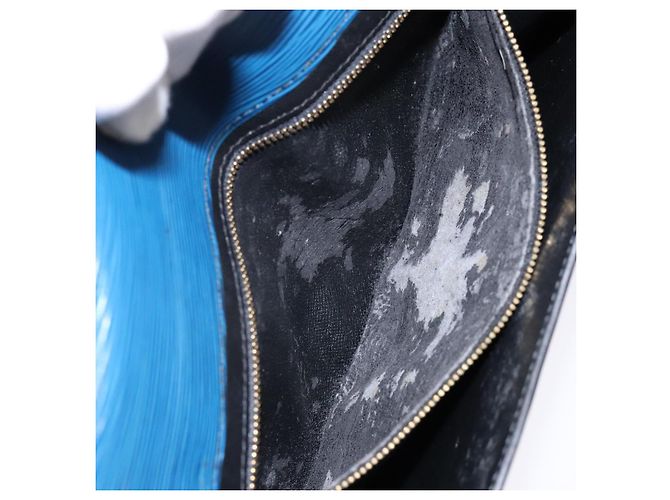 LOUIS VUITTON Pochette Montaigne 27 Épi Bleue M52655 LV Auth 135873 - vue 11