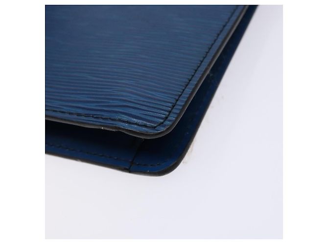LOUIS VUITTON Pochette Montaigne 27 Épi Bleue M52655 LV Auth 135873 - vue 14