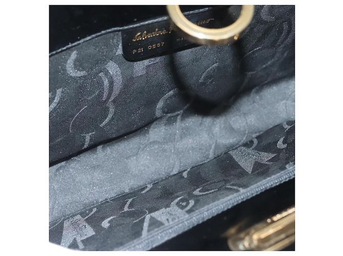 Bolso de Hombro Gancini Chain Salvatore Ferragamo Esmalte Negro Plata Auth 135991 - vista 16