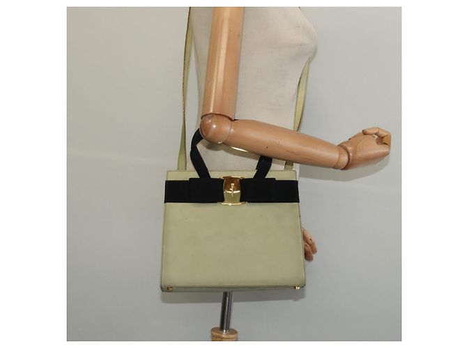 Borsa a mano Vala in suede 2 in 1 beige e oro Auth sw1296 di Salvatore Ferragamo D'oro - vista 22