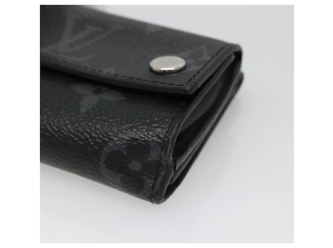 Billetera Compacta Discovery Monogram Eclipse LOUIS VUITTON M67630 LV Auth 135759 Monograma - vista 7