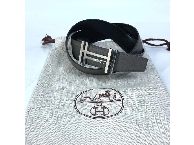 H-Gürtel aus Togo-Leder in Ash Au Carré von Hermès Braun - Ansicht 8