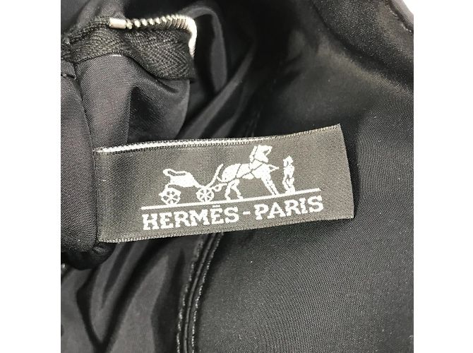 Borsa a mano/tote bag Hermès Acapulco Cabas MM Nero - vista 14