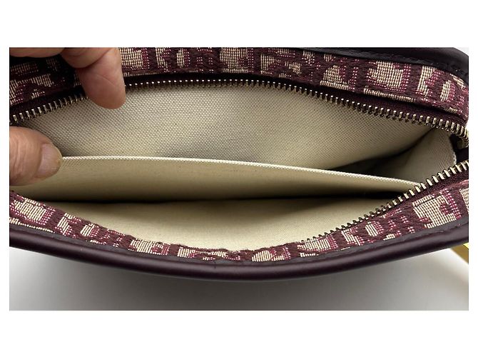 Pochette Christian Dior Diorquake in Pelle Bordeaux e Tela Monogramma - vista 3
