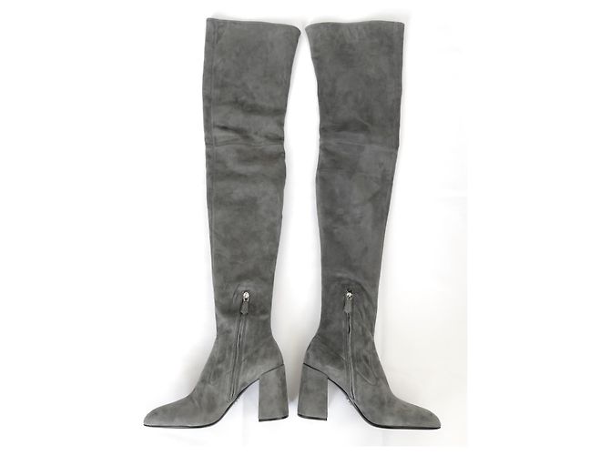 Botas de camurça cinza acima do joelho Prada Outono 2015 - vista 3